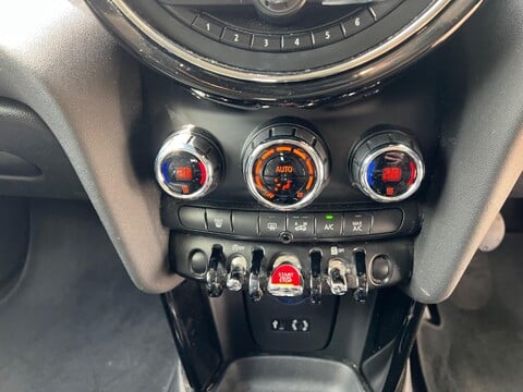 Mini Hatch COOPER SD 21