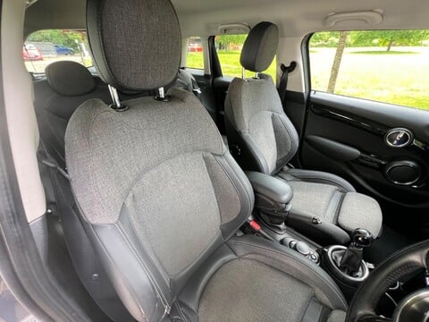 Mini Hatch COOPER SD 27