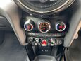 Mini Hatch COOPER SD 21