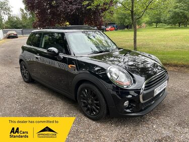 Mini Hatch ONE 1