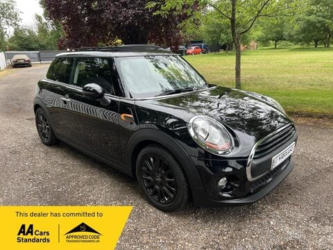 Mini Hatch ONE 1