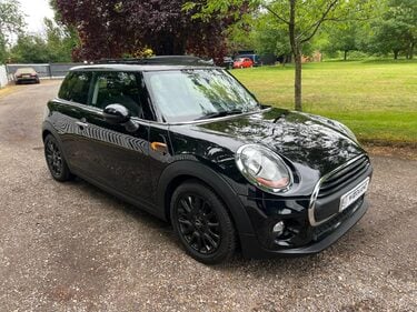 Mini Hatch ONE 4