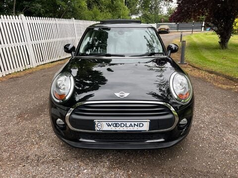 Mini Hatch ONE 8