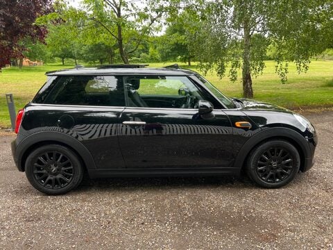 Mini Hatch ONE 19