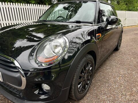 Mini Hatch ONE 27