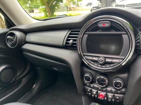 Mini Hatch ONE 41