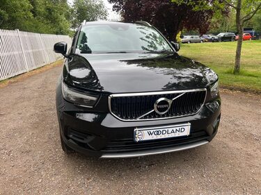 Volvo XC40 T3 MOMENTUM 2
