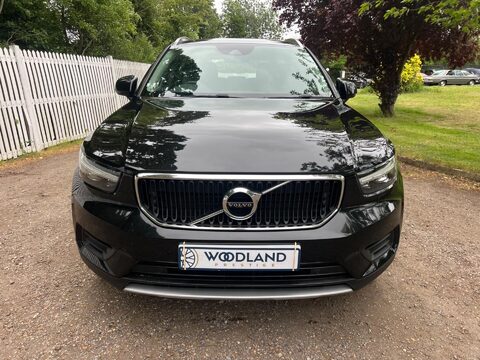 Volvo XC40 T3 MOMENTUM 11