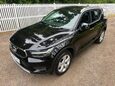 Volvo XC40 T3 MOMENTUM 16
