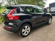 Volvo XC40 T3 MOMENTUM 28