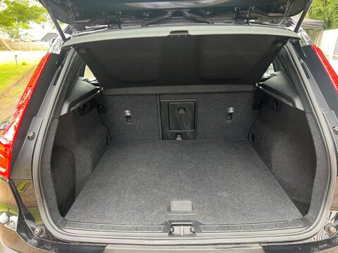 Volvo XC40 T3 MOMENTUM 53