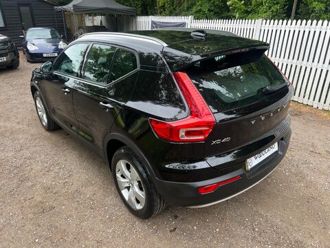 Volvo XC40 T3 MOMENTUM 58