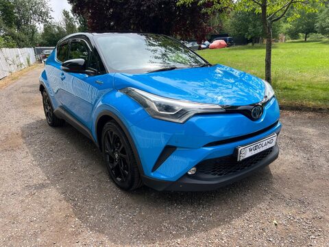 Toyota C-HR DYNAMIC 4