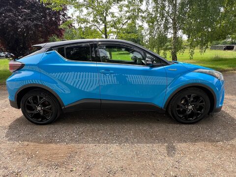 Toyota C-HR DYNAMIC 21