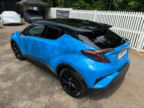 Toyota C-HR DYNAMIC 29