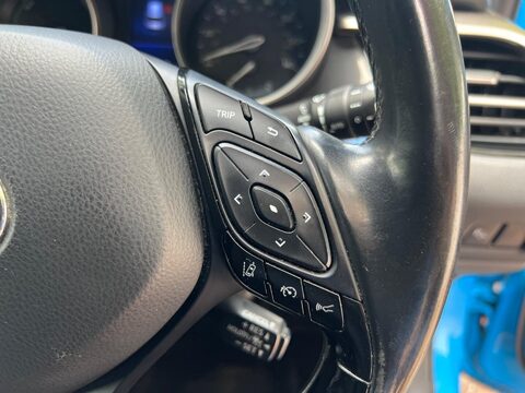 Toyota C-HR DYNAMIC 36