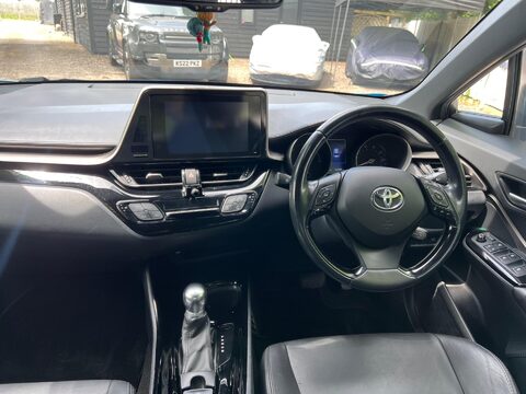 Toyota C-HR DYNAMIC 45