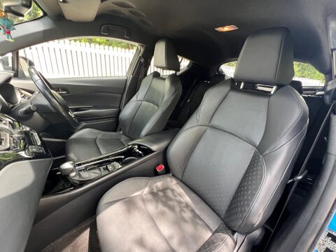 Toyota C-HR DYNAMIC 49