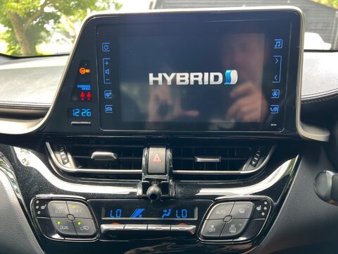 Toyota C-HR DYNAMIC 55