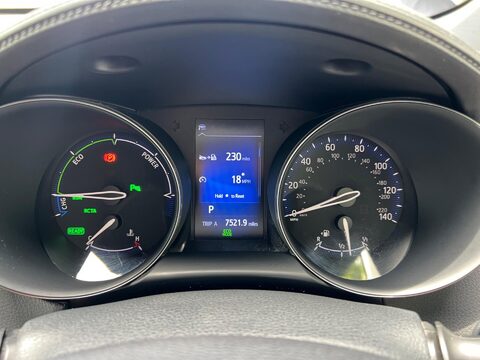 Toyota C-HR DYNAMIC 56