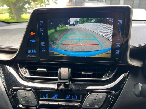 Toyota C-HR DYNAMIC 58