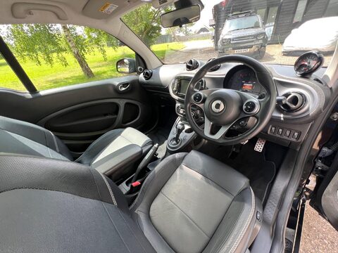 Smart Fortwo Coupe BRABUS XCLUSIVE 19