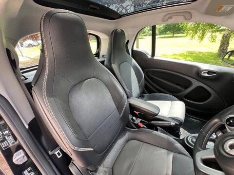 Smart Fortwo Coupe BRABUS XCLUSIVE 21