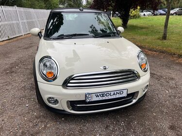 Mini Convertible 1.6 Cooper D Euro 5 (s/s) 2dr 4