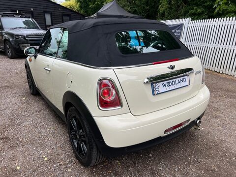 Mini Convertible 1.6 Cooper D Euro 5 (s/s) 2dr 12