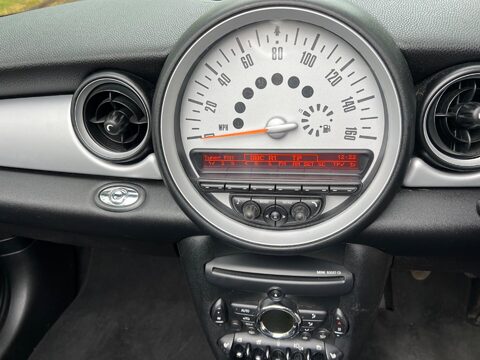 Mini Convertible 1.6 Cooper D Euro 5 (s/s) 2dr 38