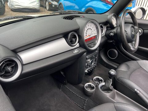 Mini Convertible 1.6 Cooper D Euro 5 (s/s) 2dr 42