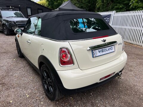 Mini Convertible 1.6 Cooper D Euro 5 (s/s) 2dr 12