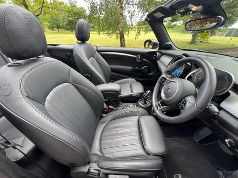 Mini Convertible COOPER S EXCLUSIVE 42