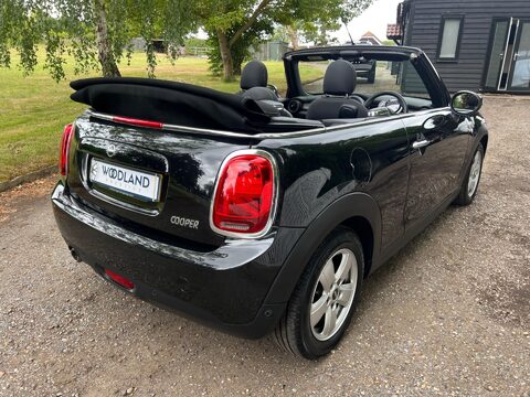 Mini Convertible COOPER CLASSIC 32
