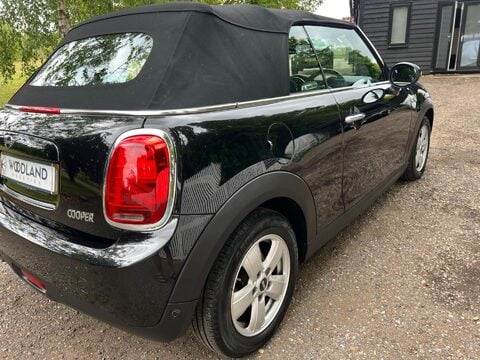 Mini Convertible COOPER CLASSIC 31