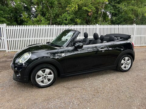 Mini Convertible COOPER CLASSIC 21
