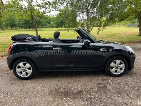 Mini Convertible COOPER CLASSIC 28