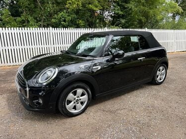 Mini Convertible COOPER CLASSIC 3