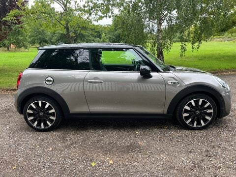 Mini Hatch COOPER S EXCLUSIVE 22