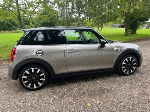 Mini Hatch COOPER S EXCLUSIVE 23