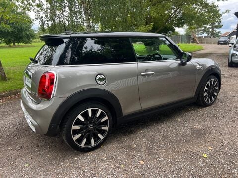 Mini Hatch COOPER S EXCLUSIVE 24