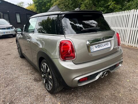 Mini Hatch COOPER S EXCLUSIVE 18