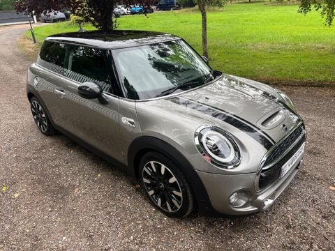 Mini Hatch COOPER S EXCLUSIVE 26