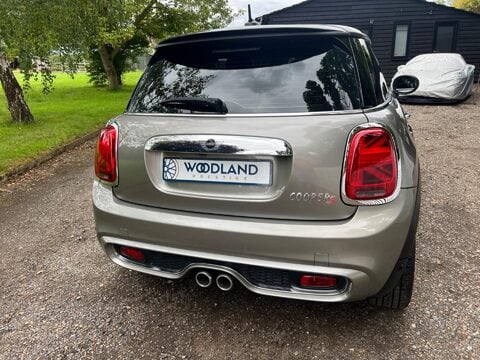 Mini Hatch COOPER S EXCLUSIVE 21