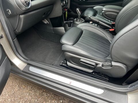 Mini Hatch COOPER S EXCLUSIVE 53
