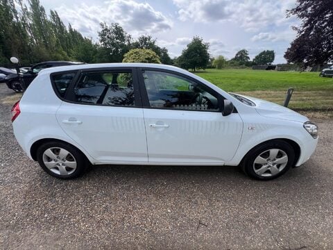 Kia Ceed 1 8