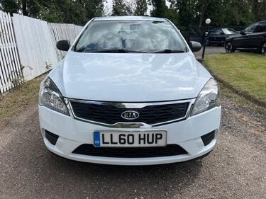 Kia Ceed 1 2