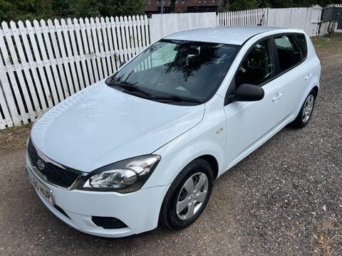 Kia Ceed 1 12