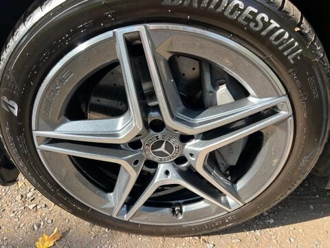 Mercedes-Benz C Class C 300 AMG LINE PREMIUM 26