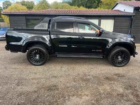 Mercedes-Benz X Class X250 D 4MATIC POWER 15
